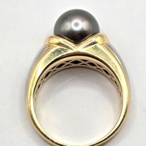 14K Two-Tone Gold Single Purple Pearl Ring